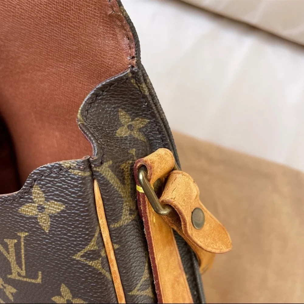 SALE 🌹 Louis Vuitton 1988 Cartouchiere GM Monogram Shoulder Handbag - Picture 12 of 16